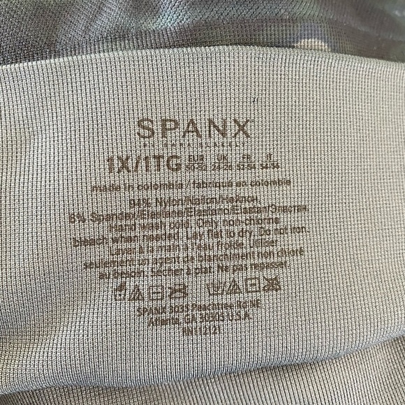 SPANX Look At Me Now Seamless Tie Dye Leggings 1X - Picture 6 of 6